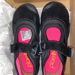 PLAE GIRLS BLACK MARY JANE EMME  NEW IN BOX SZ 12.5